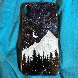 iPhone XR case (Mountain and night sky)